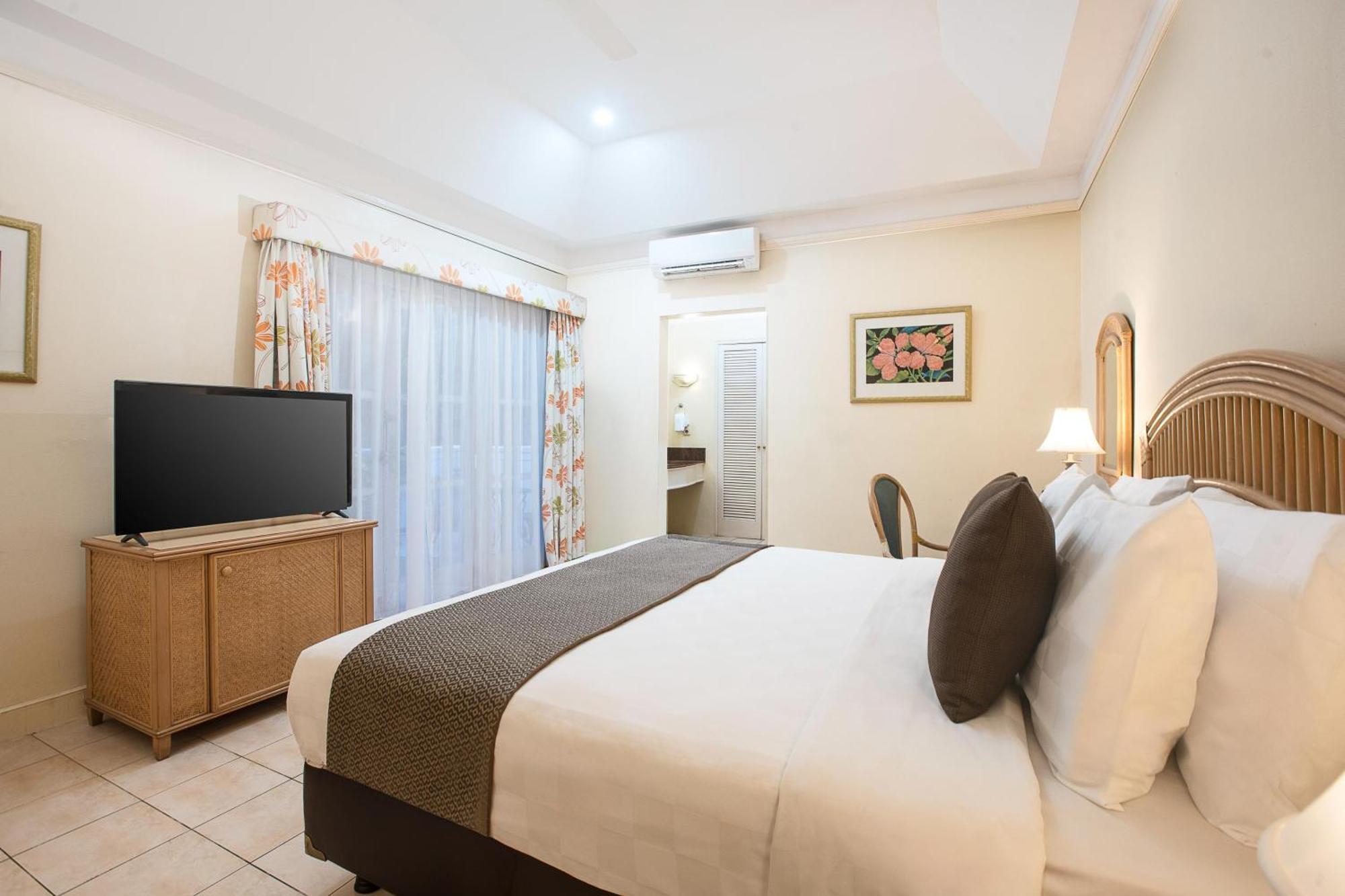 Aryaduta Lippo Village Tangerang Exterior foto